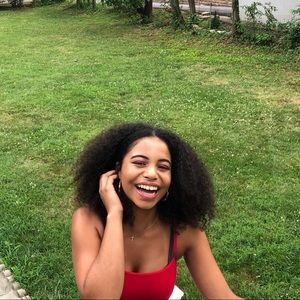 Meet your Posher, Amanda